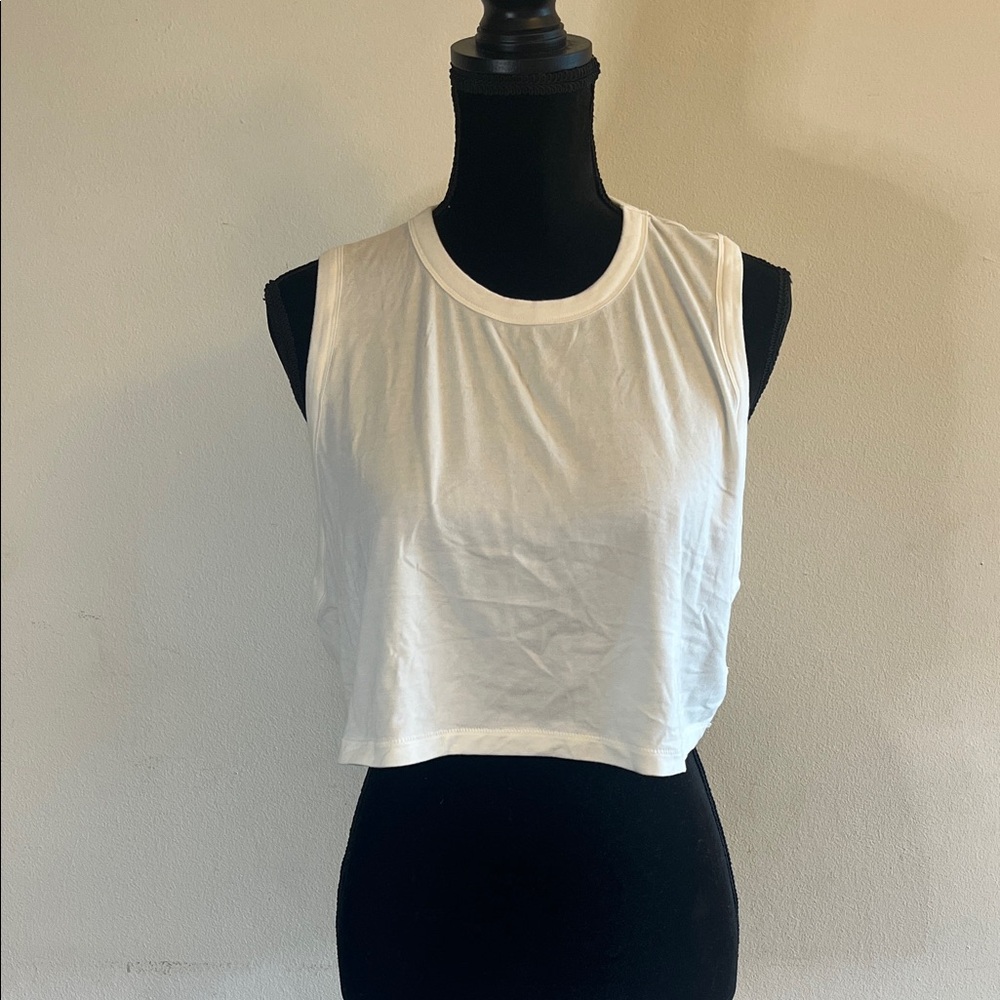 SKIMS Ivory Boyfriend Cropped Sleeveless Tank Top